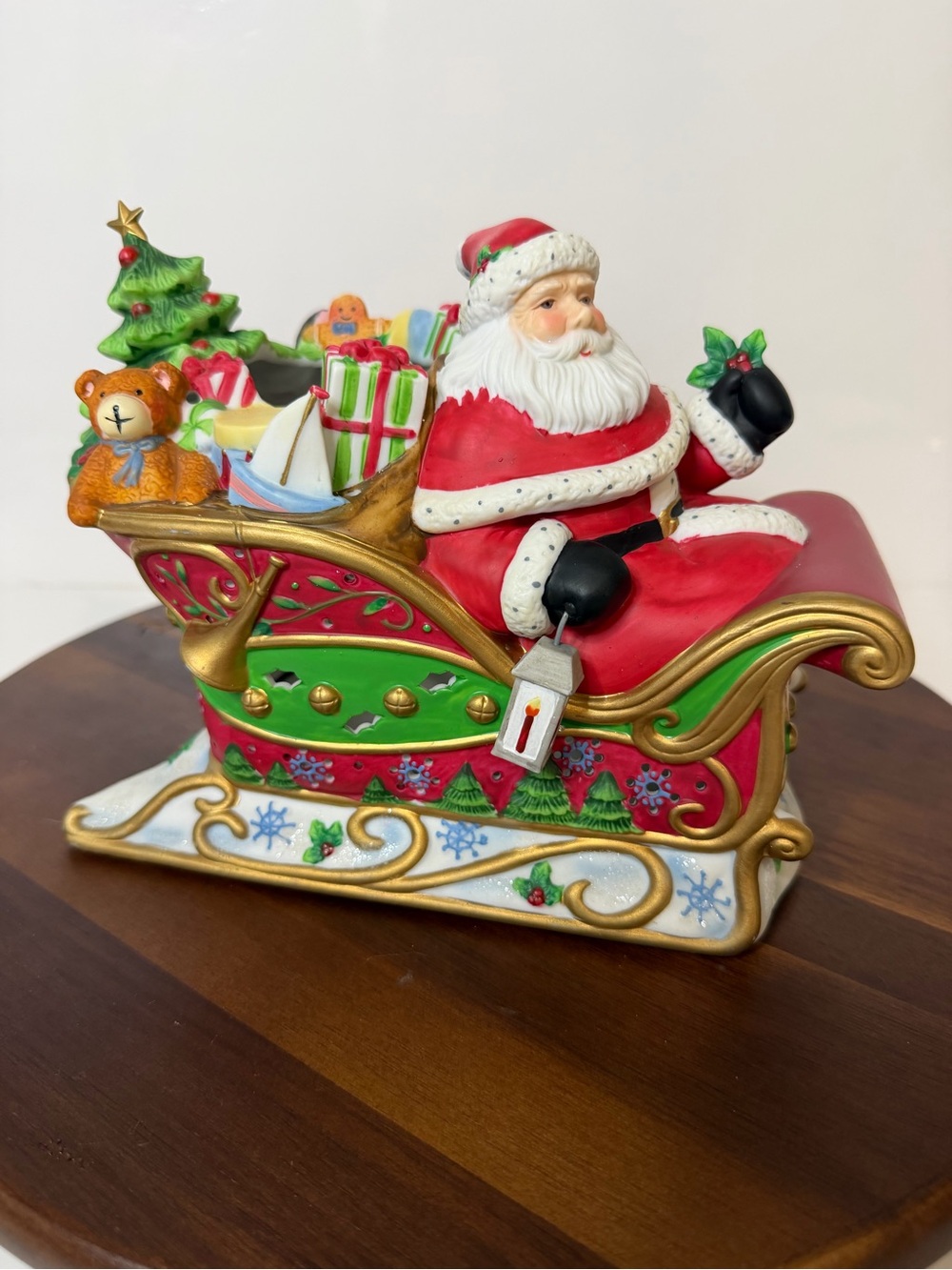 PartyLite Santa’s Sleigh Ride Candle Holder Susan Winget Vintage Hand Painted